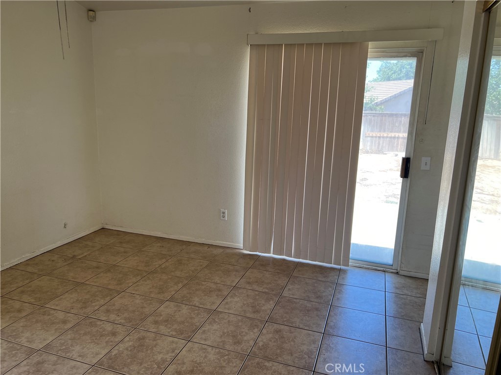 11812 Begonia Avenue