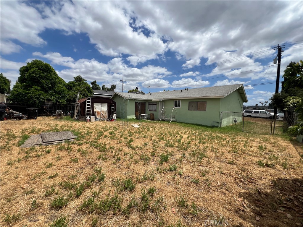 225 W Franklin Avenue