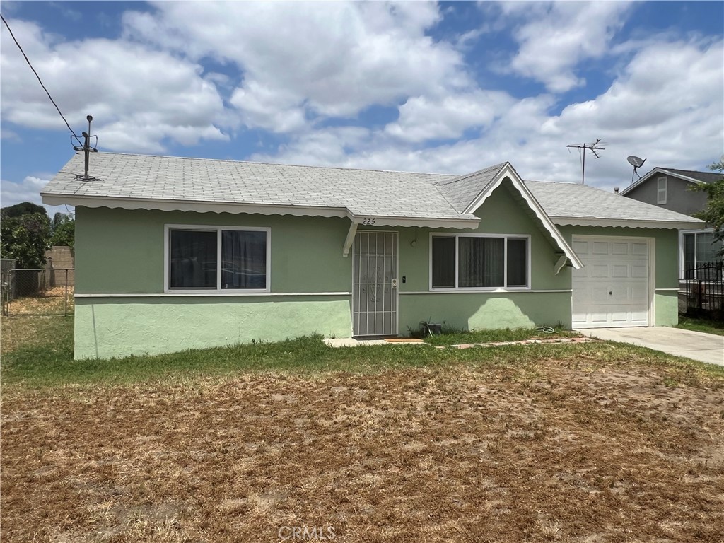 225 W Franklin Avenue