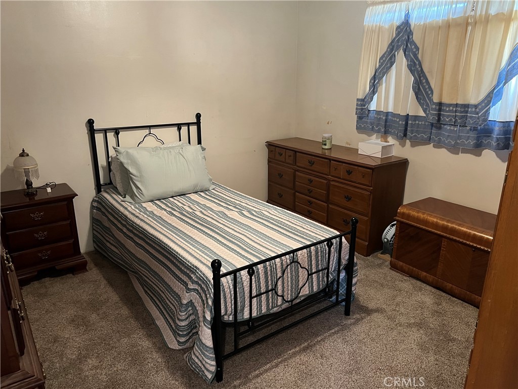 225 W Franklin Avenue