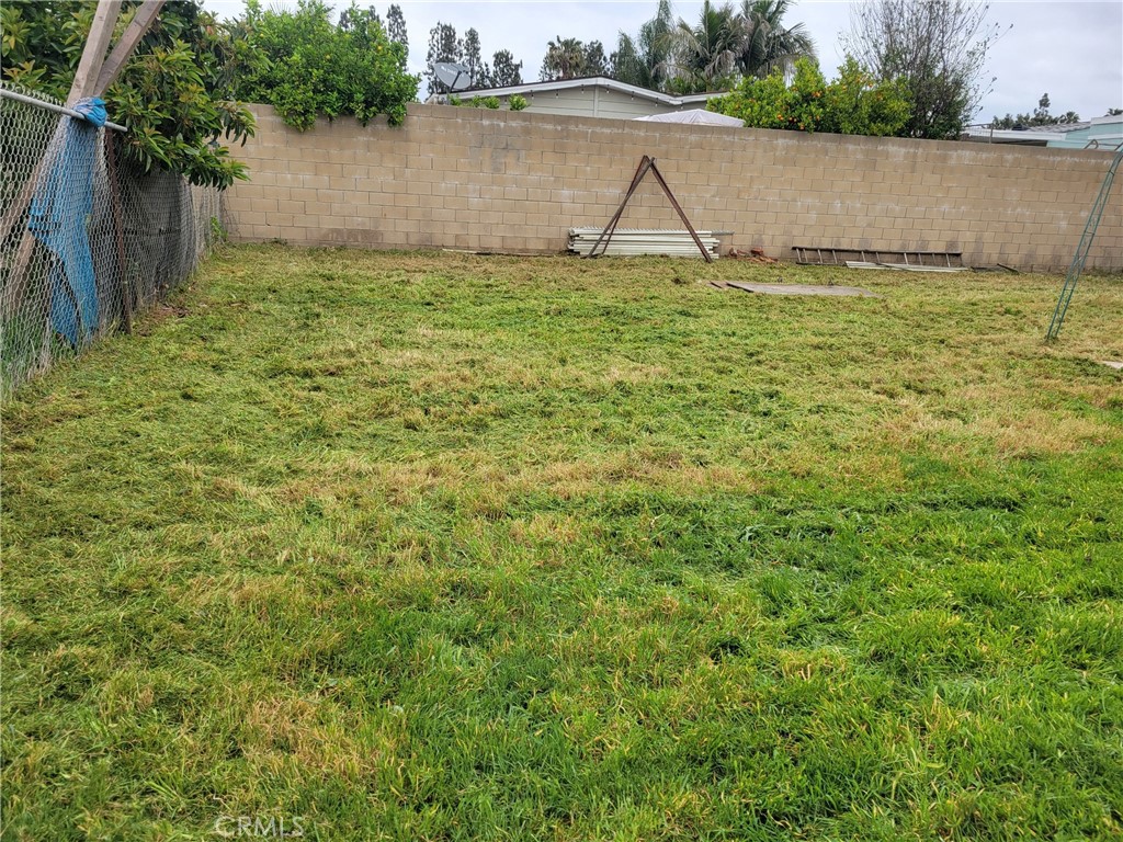 225 W Franklin Avenue