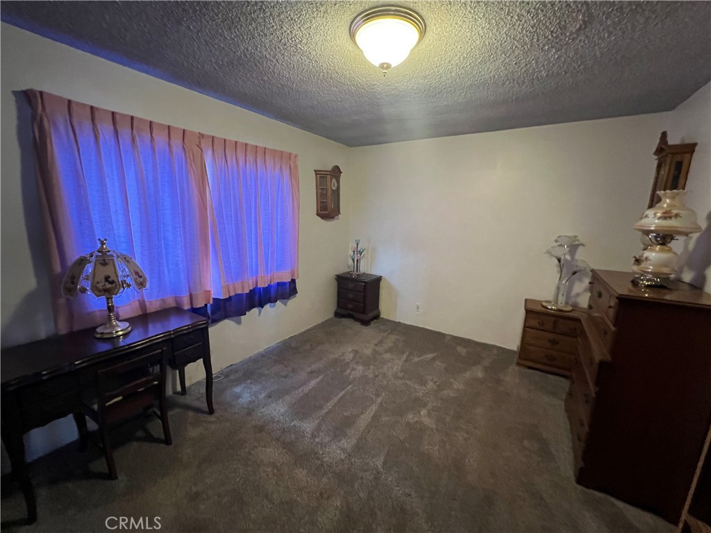 225 W Franklin Avenue