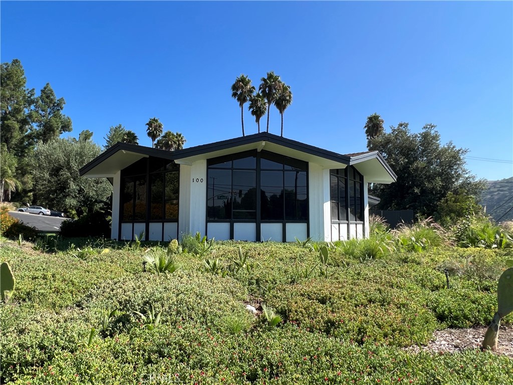 100 Olinda Place
