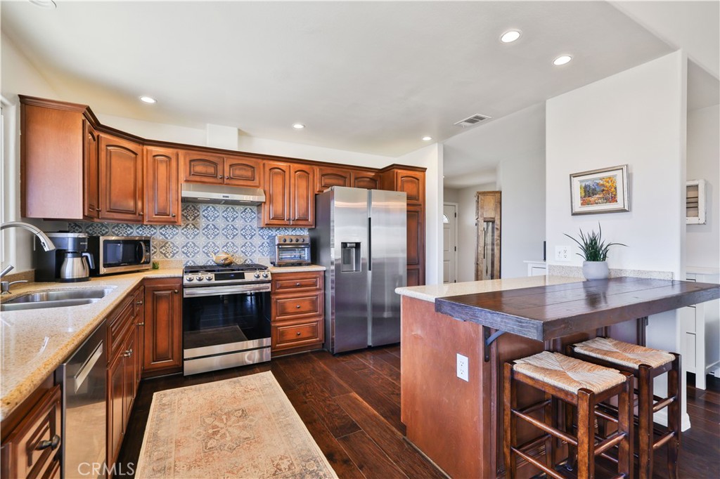 12846 Glen View Court