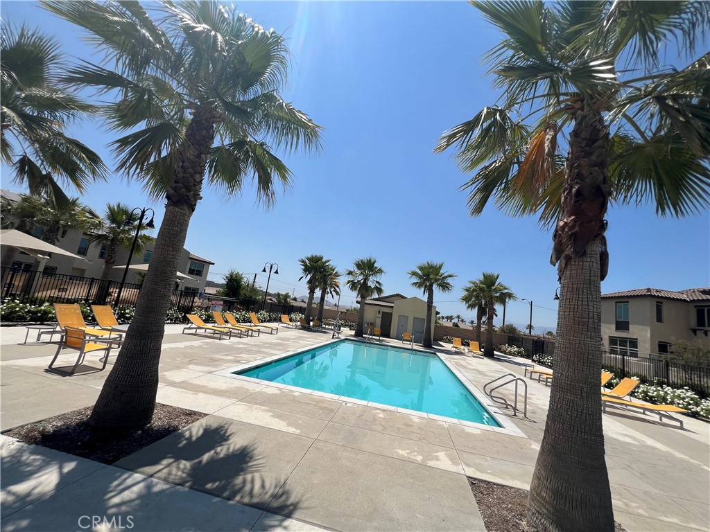 4402 S Clifton Avenue 91