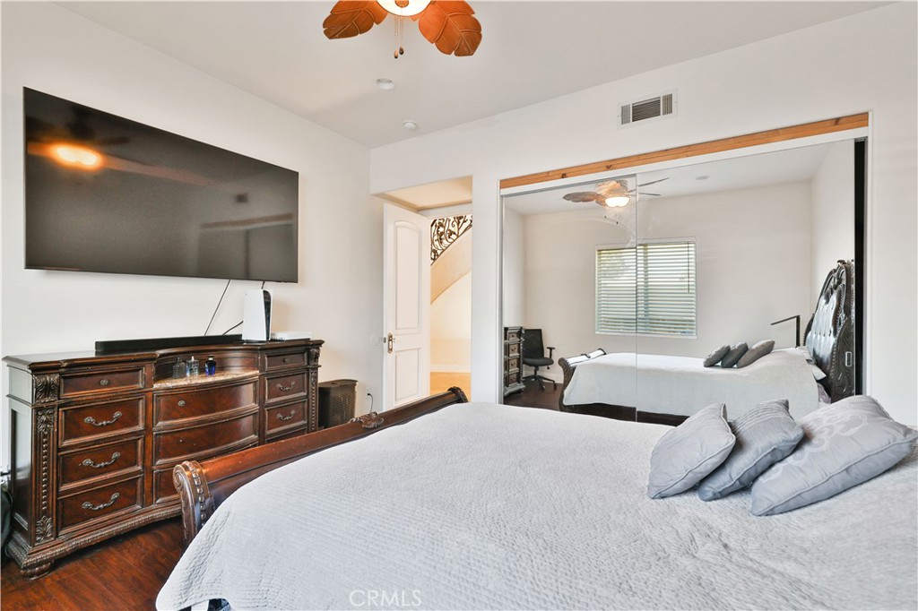 1243 Jacaranda Place