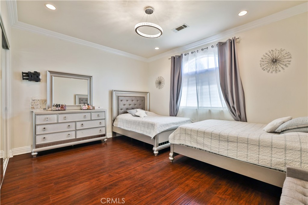 1243 Jacaranda Place