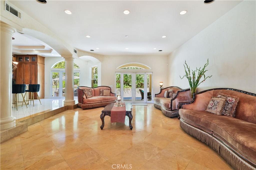 1243 Jacaranda Place