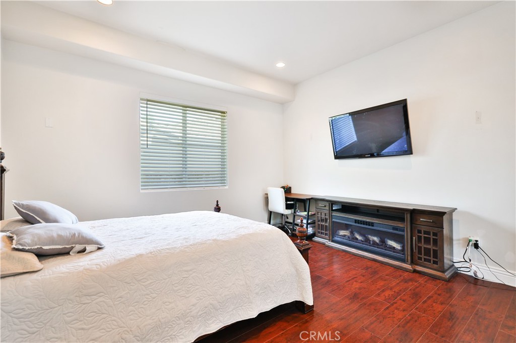 1243 Jacaranda Place