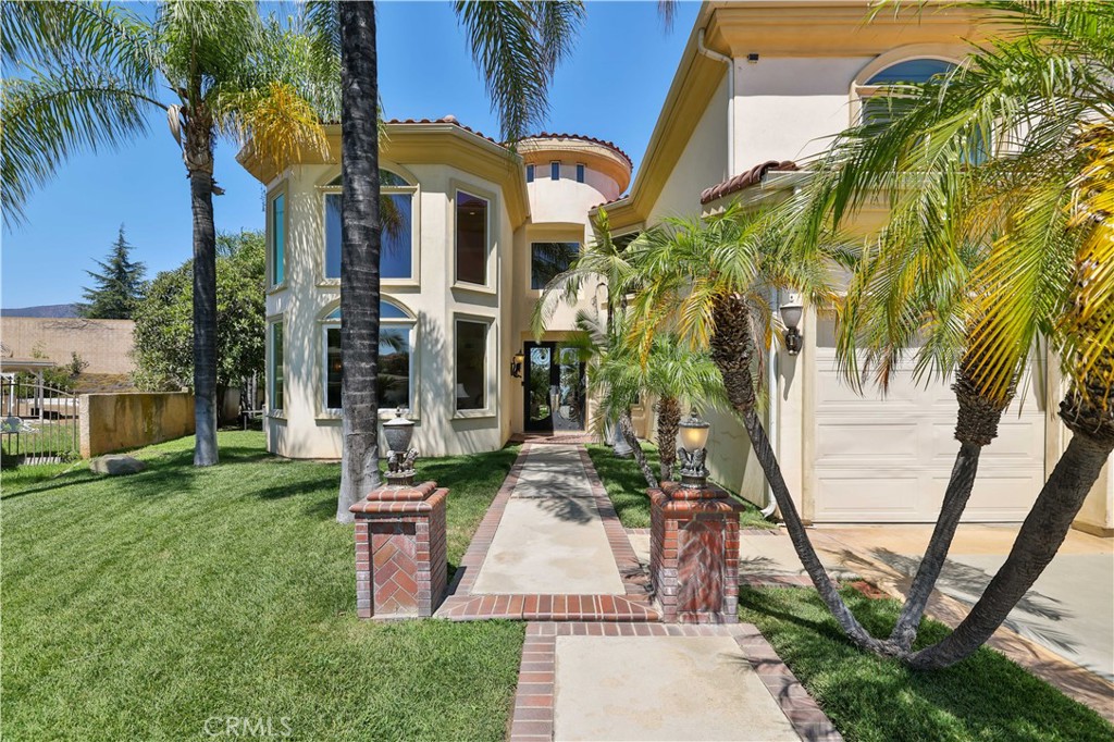 1243 Jacaranda Place