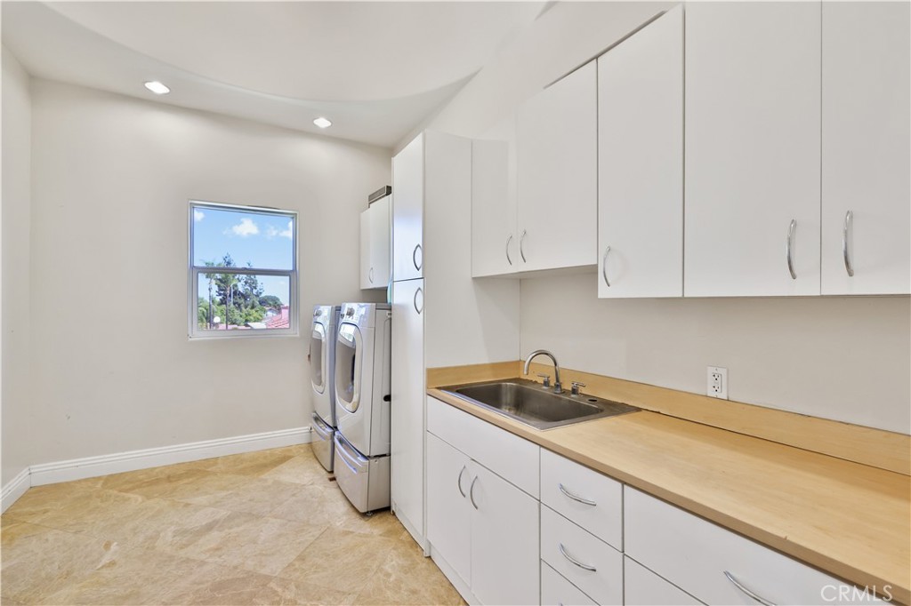 1243 Jacaranda Place