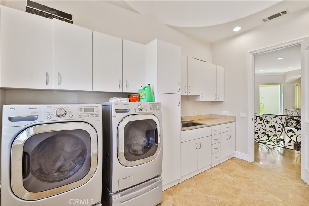 1243 Jacaranda Place