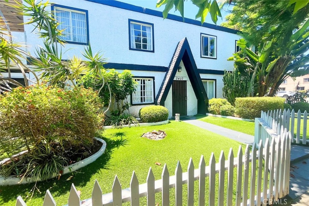 2403 Louella Avenue
