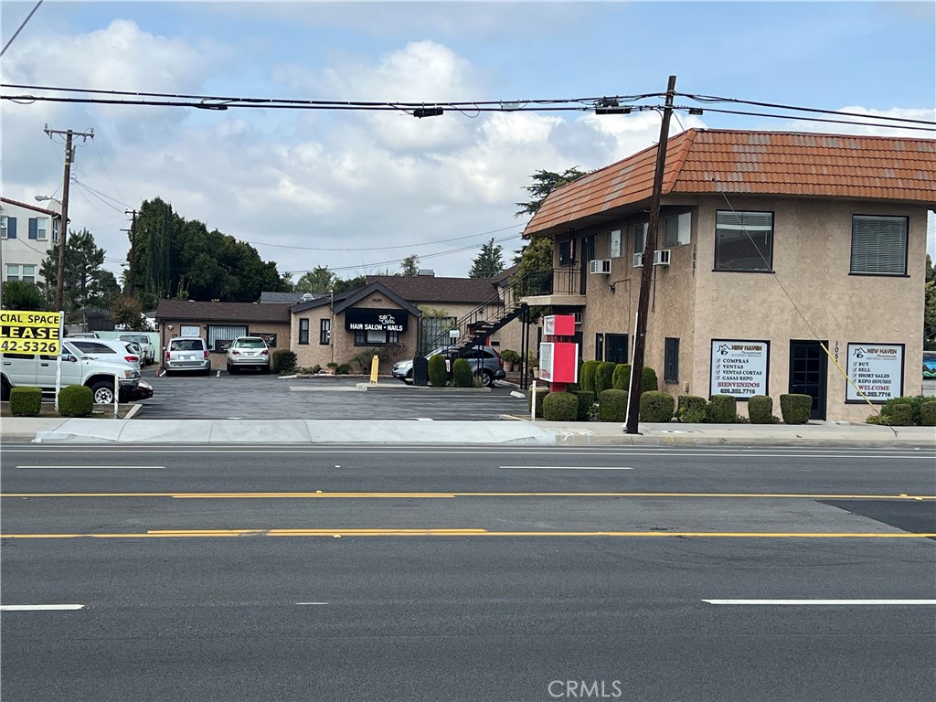 1051 N Citrus Avenue