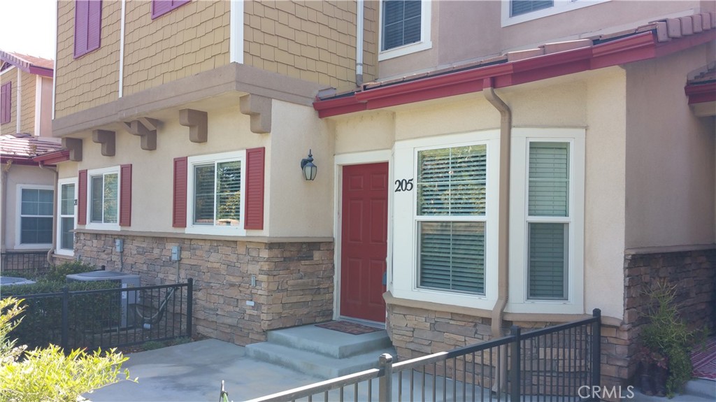 1510 Orange Avenue 205 & #902