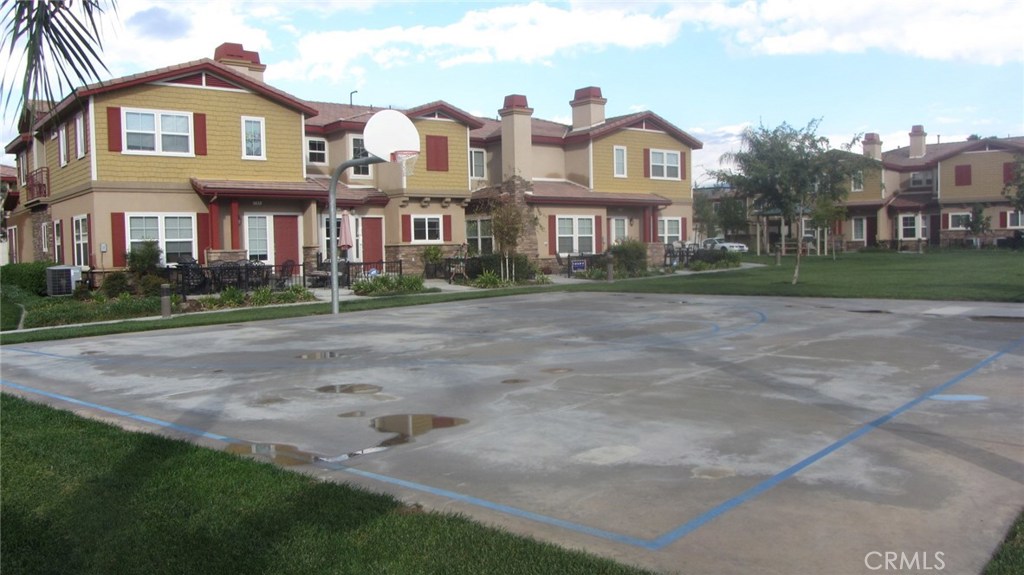 1510 Orange Avenue 205 & #902