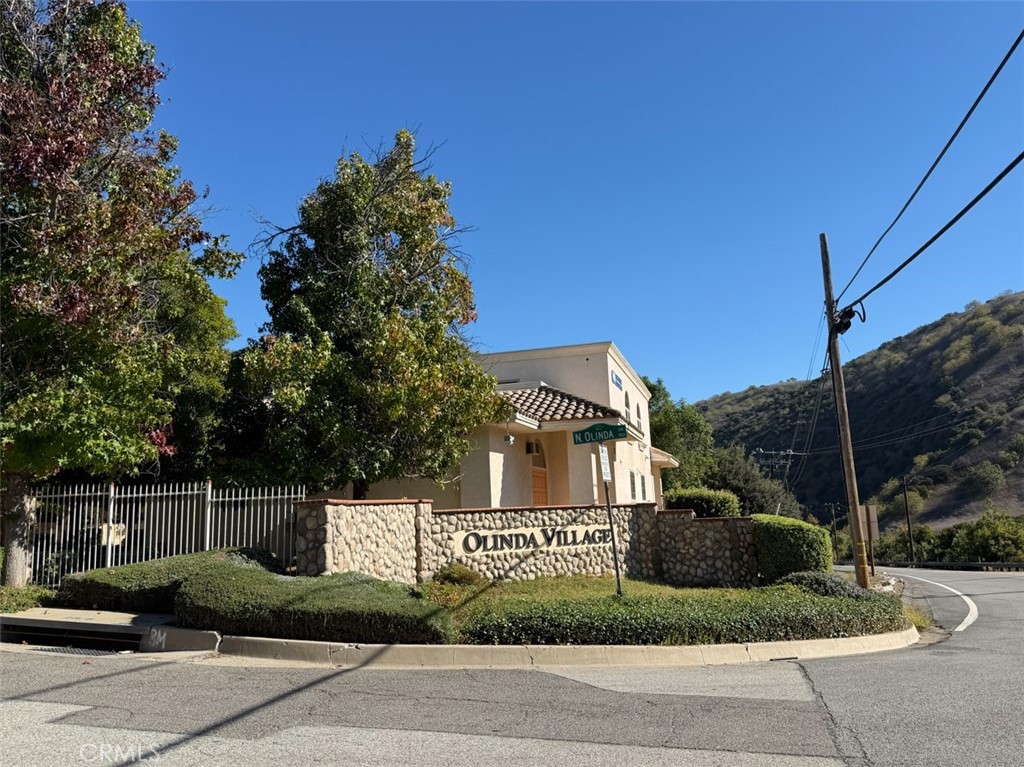 102 Olinda Drive