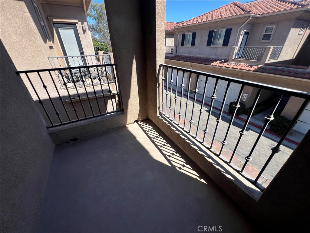 20402 Santa Ana Avenue 4