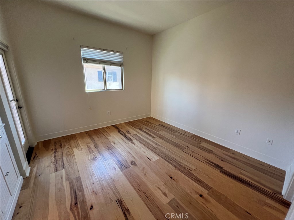 20402 Santa Ana Avenue 4
