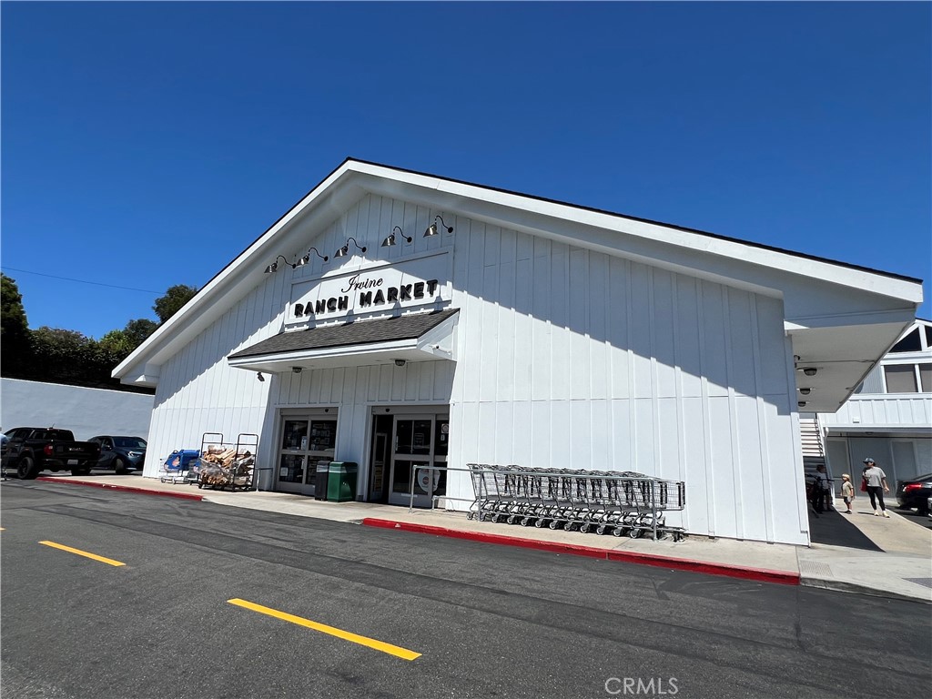 20402 Santa Ana Avenue 4