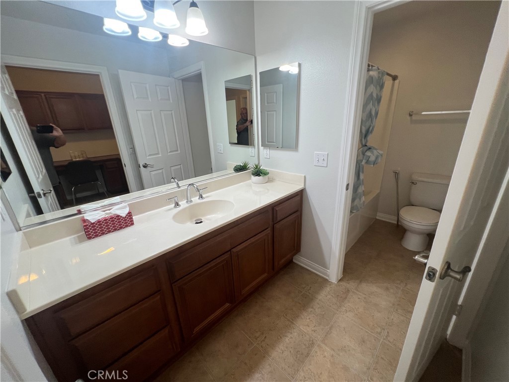 1510 Orange Avenue 606