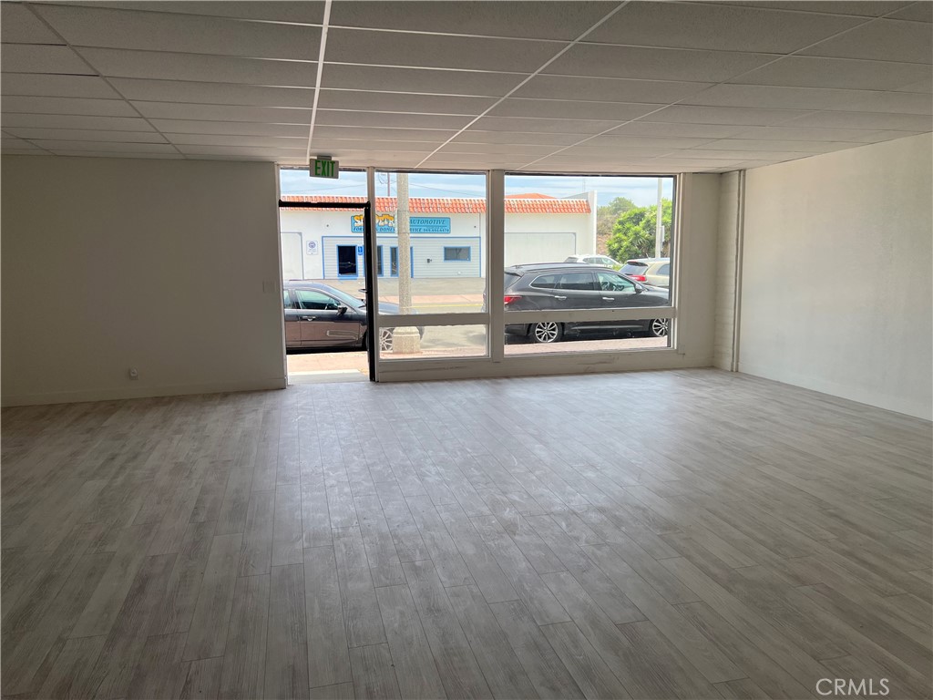 1640 N El Camino Real