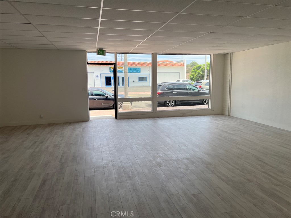 1640 N El Camino Real