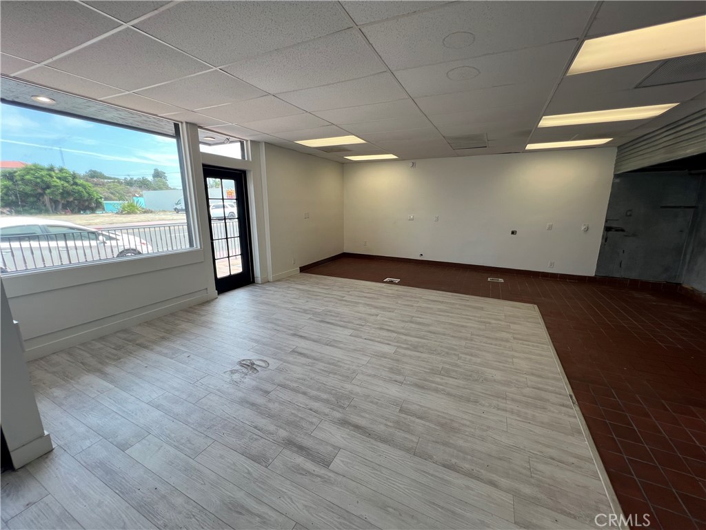 1640 N El Camino Real