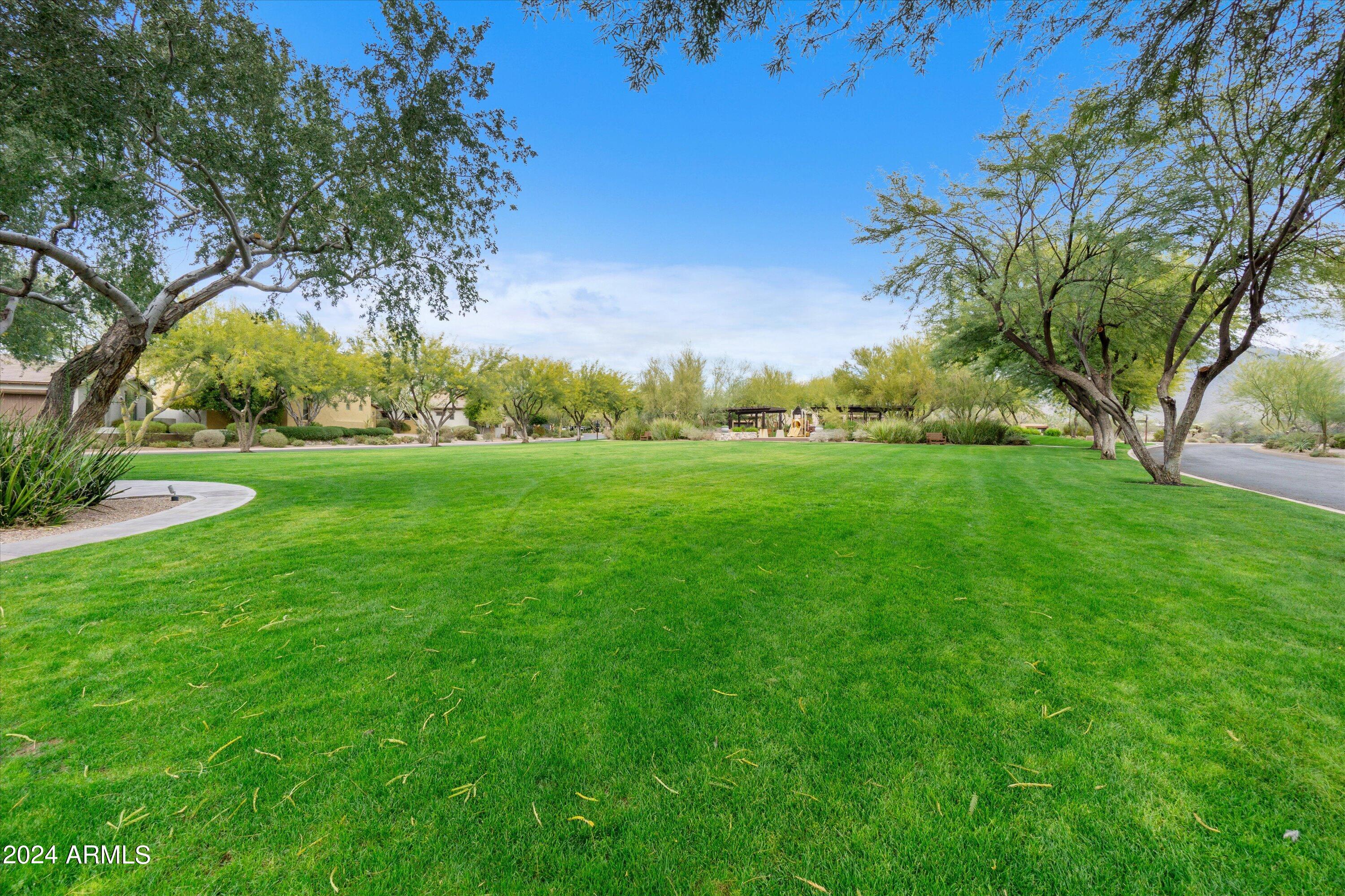 9412 E HIDDEN SPUR Trail