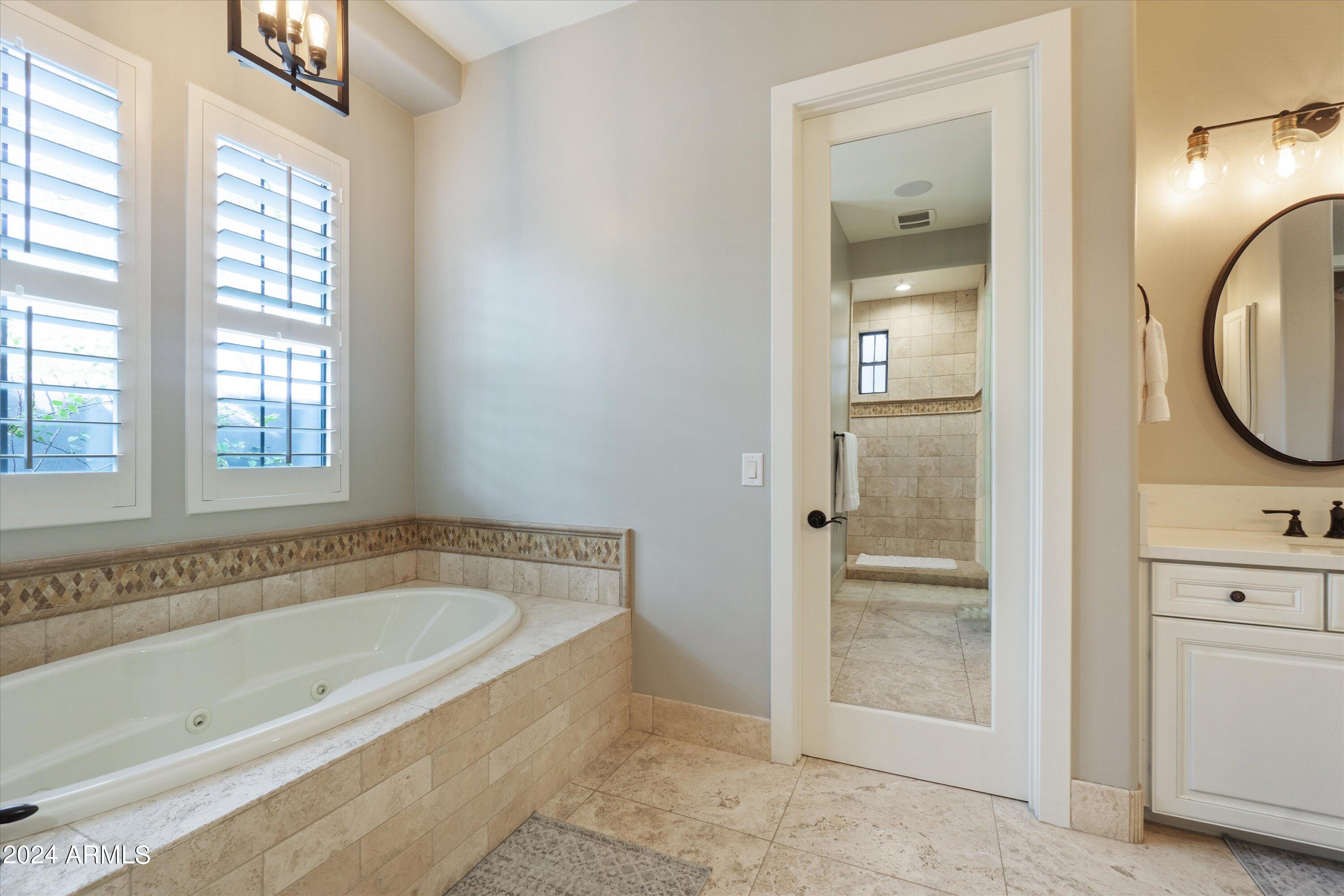 9412 E HIDDEN SPUR Trail