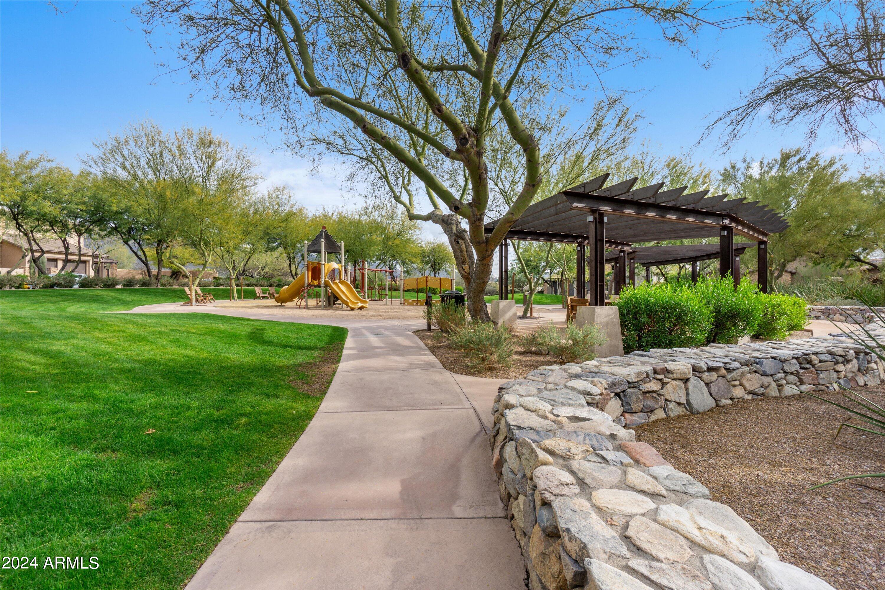 9412 E HIDDEN SPUR Trail