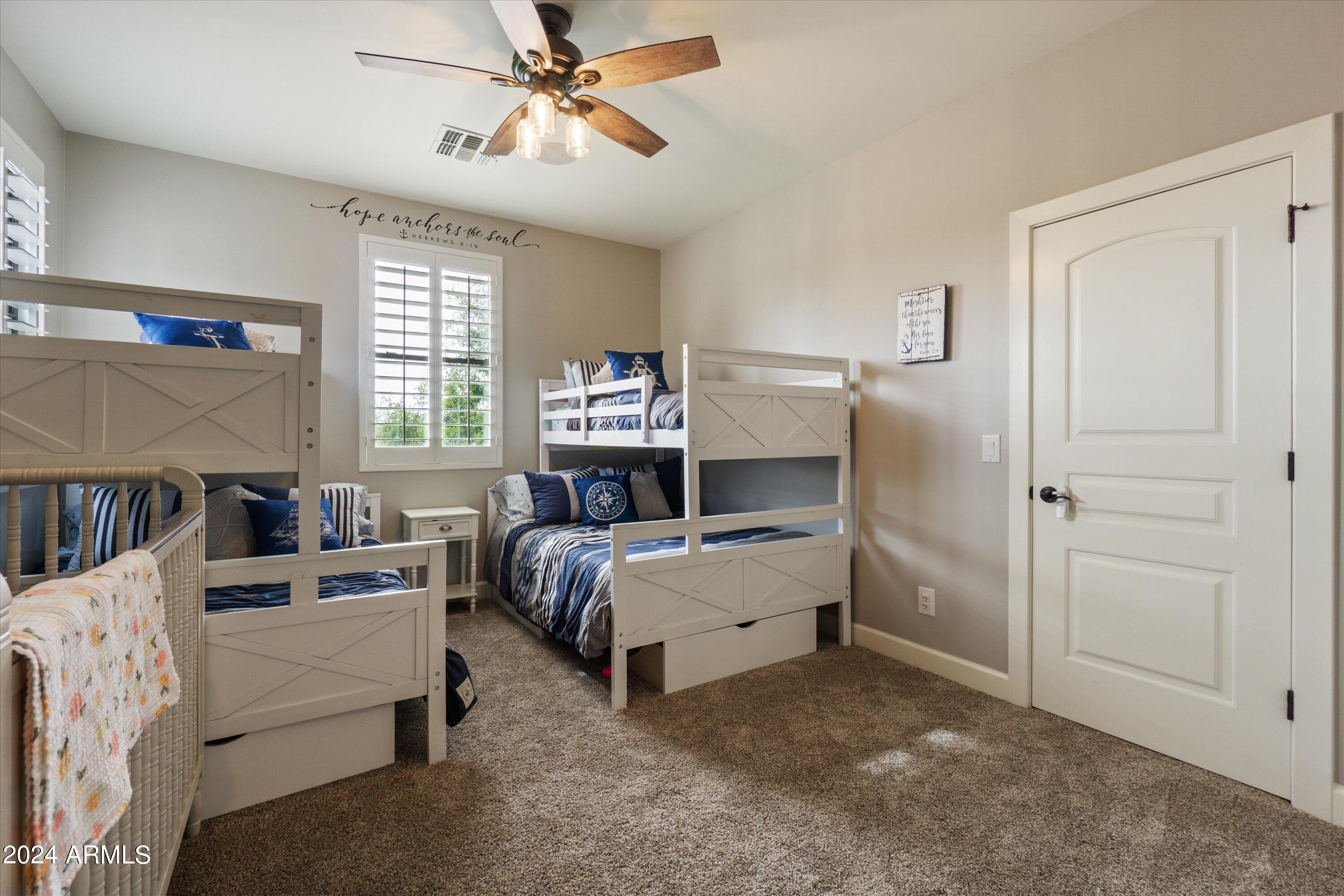 9412 E HIDDEN SPUR Trail