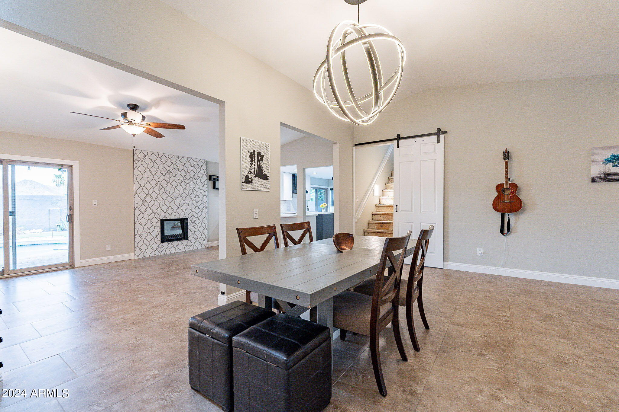 2310 E SUNNYSIDE Drive