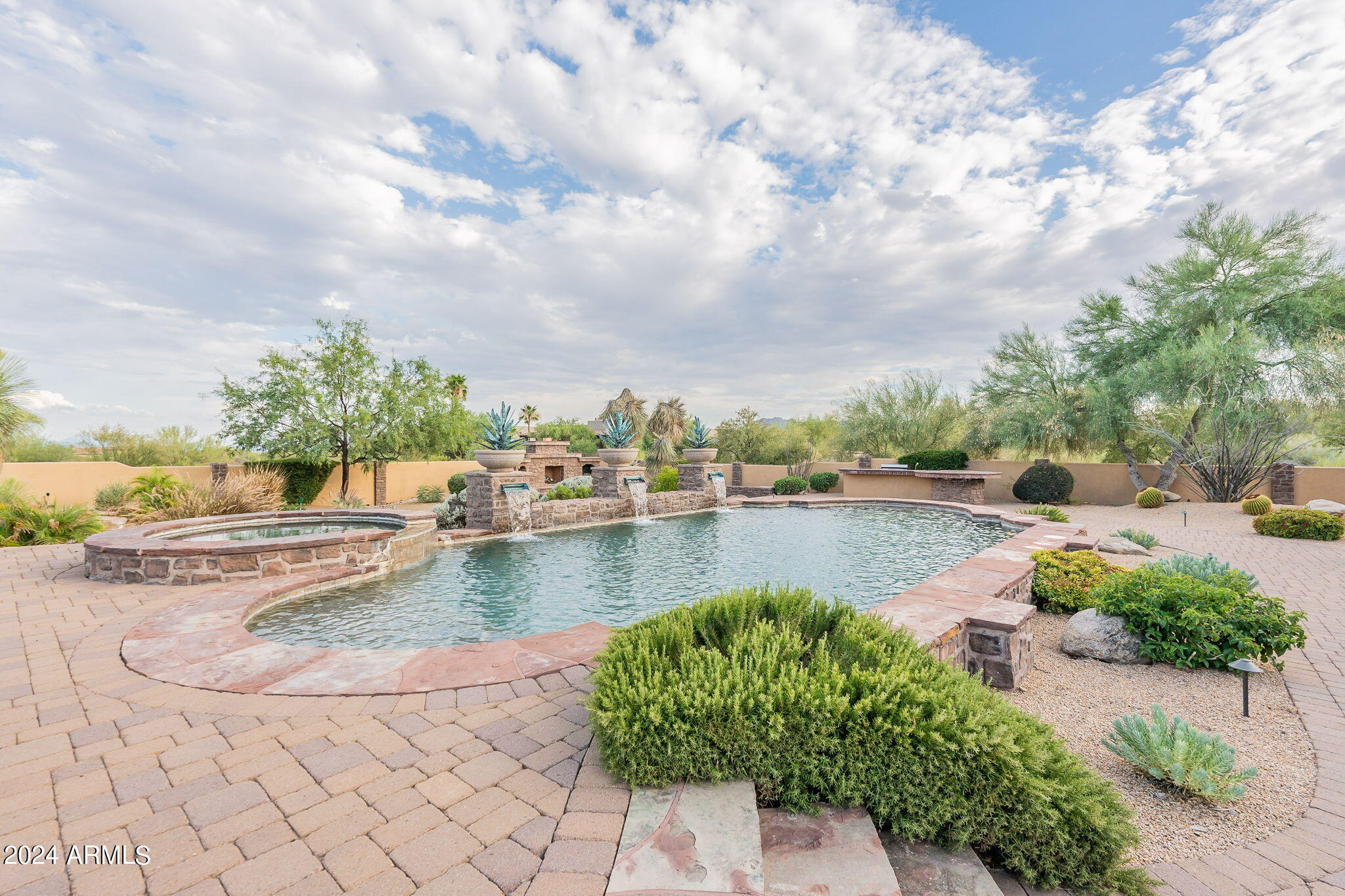 14035 E LOWDEN Court