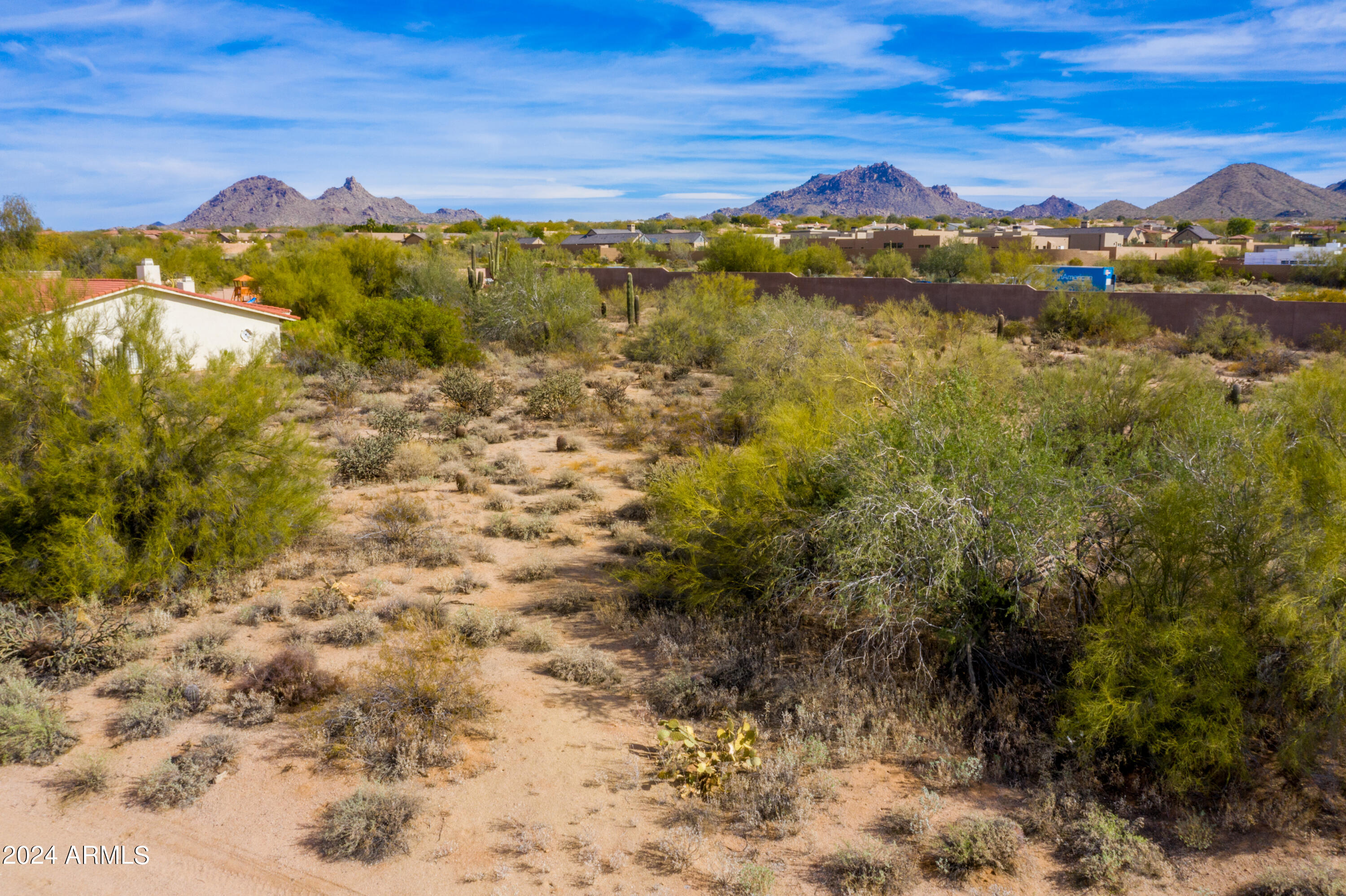 22411 N LOS CABALLOS Drive 77