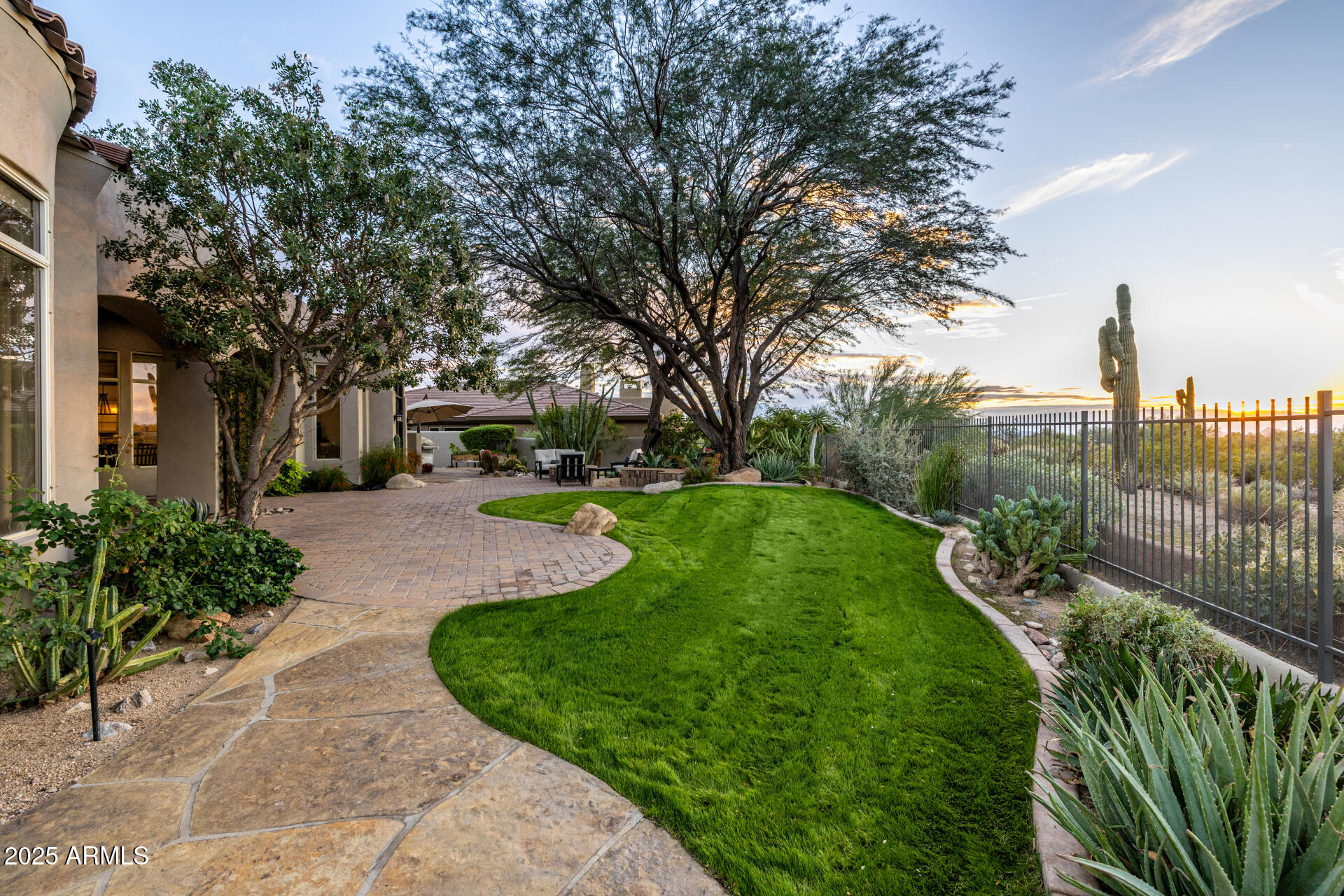 9290 E THOMPSON PEAK Parkway 231