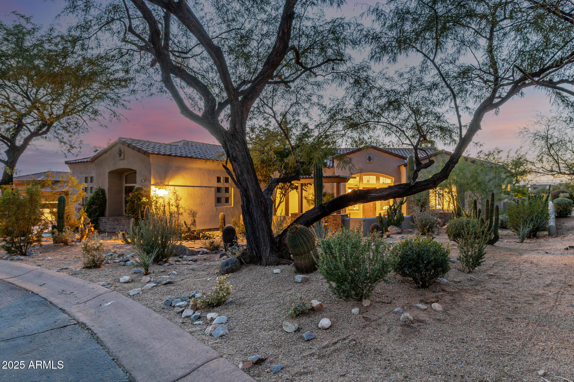 9290 E THOMPSON PEAK Parkway 231