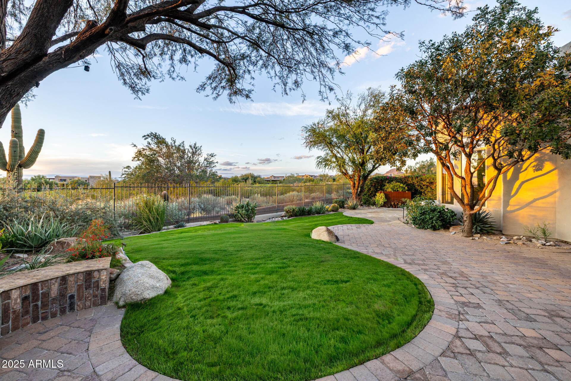 9290 E THOMPSON PEAK Parkway 231