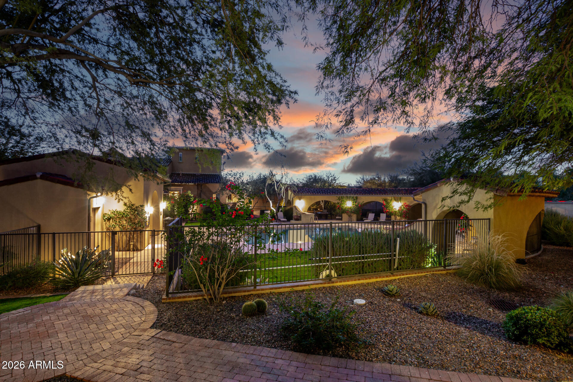 18650 N THOMPSON PEAK Parkway 1027