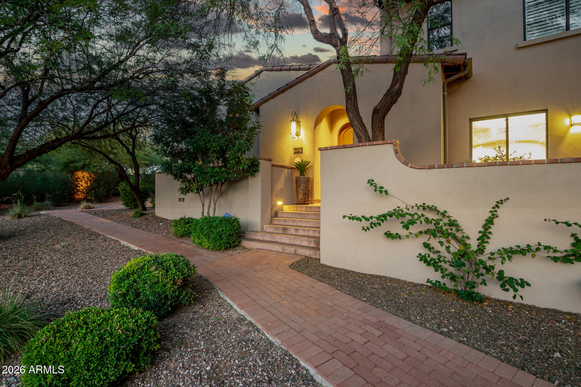 18650 N THOMPSON PEAK Parkway 1027