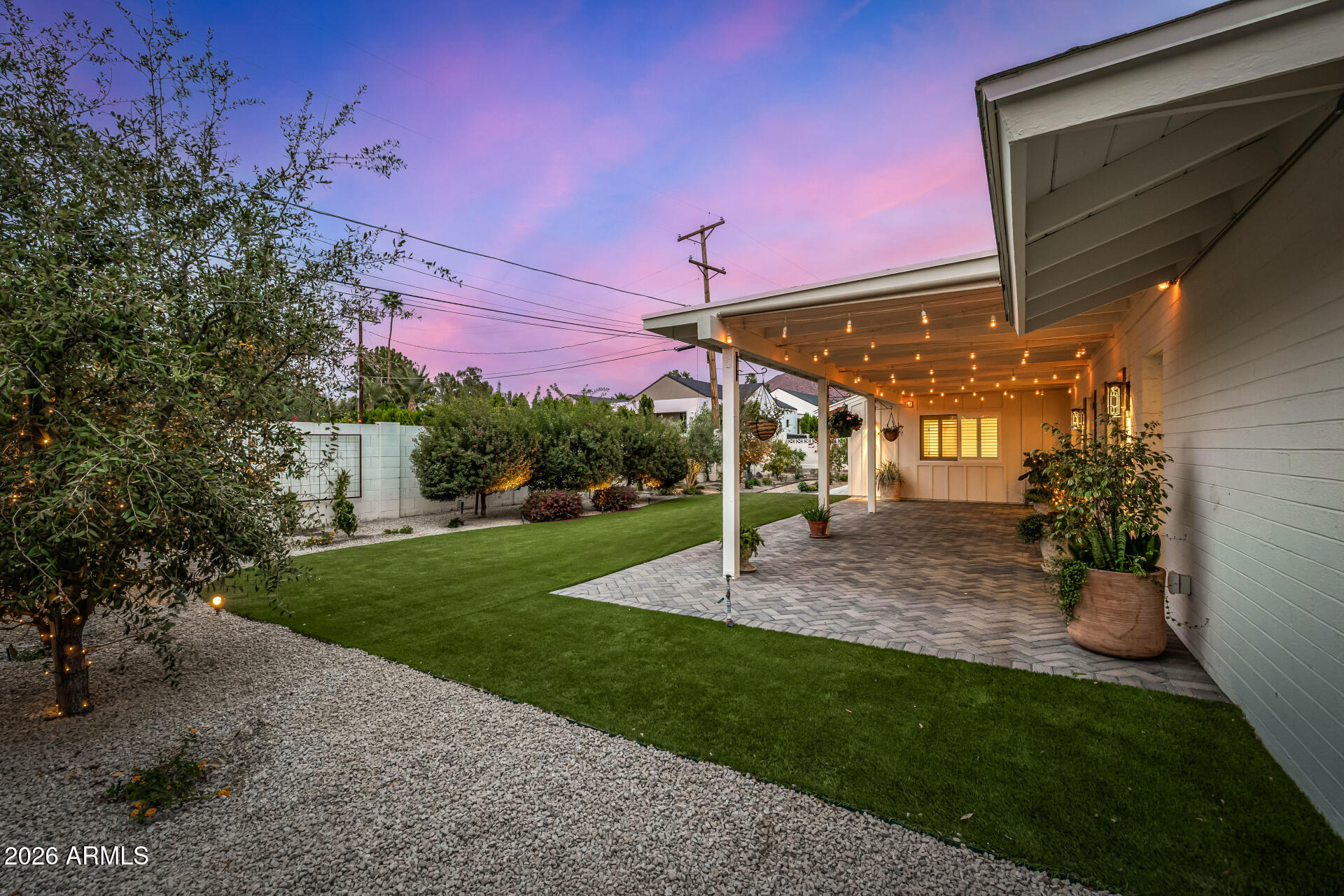 4010 E COOLIDGE Street