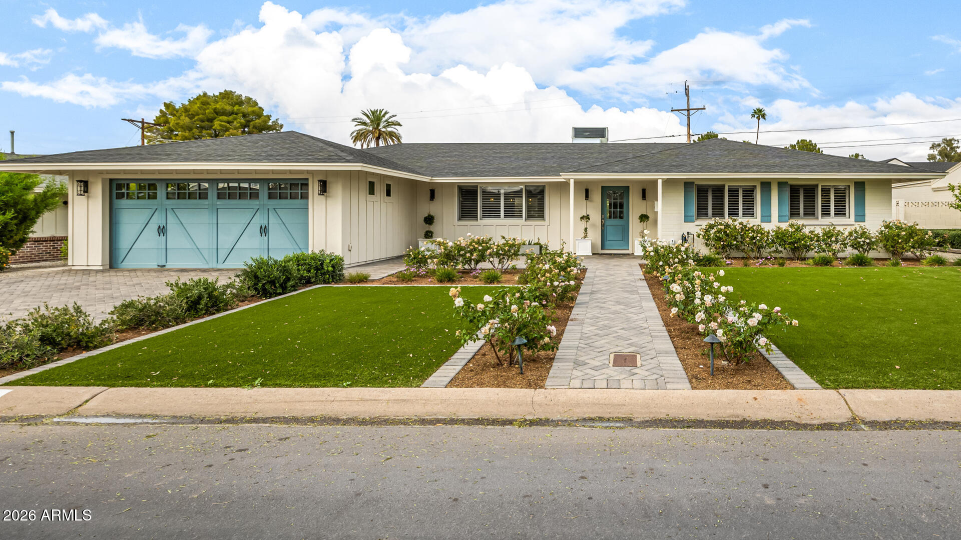 4010 E COOLIDGE Street