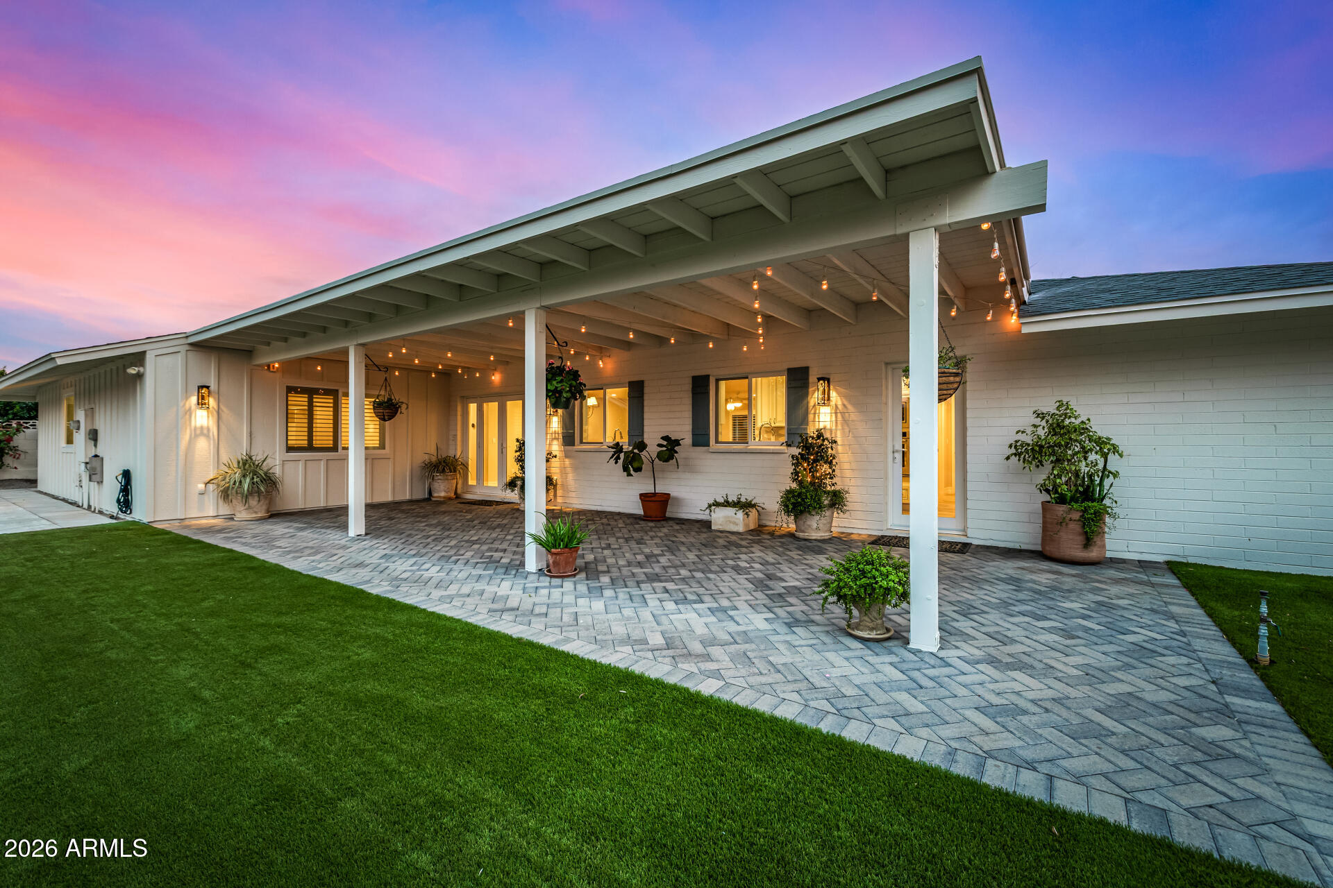 4010 E COOLIDGE Street