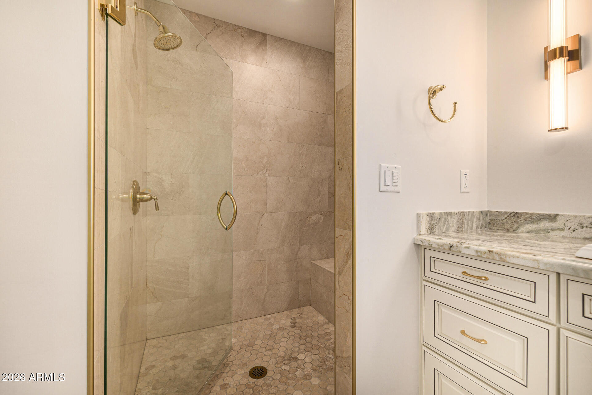 4010 E COOLIDGE Street