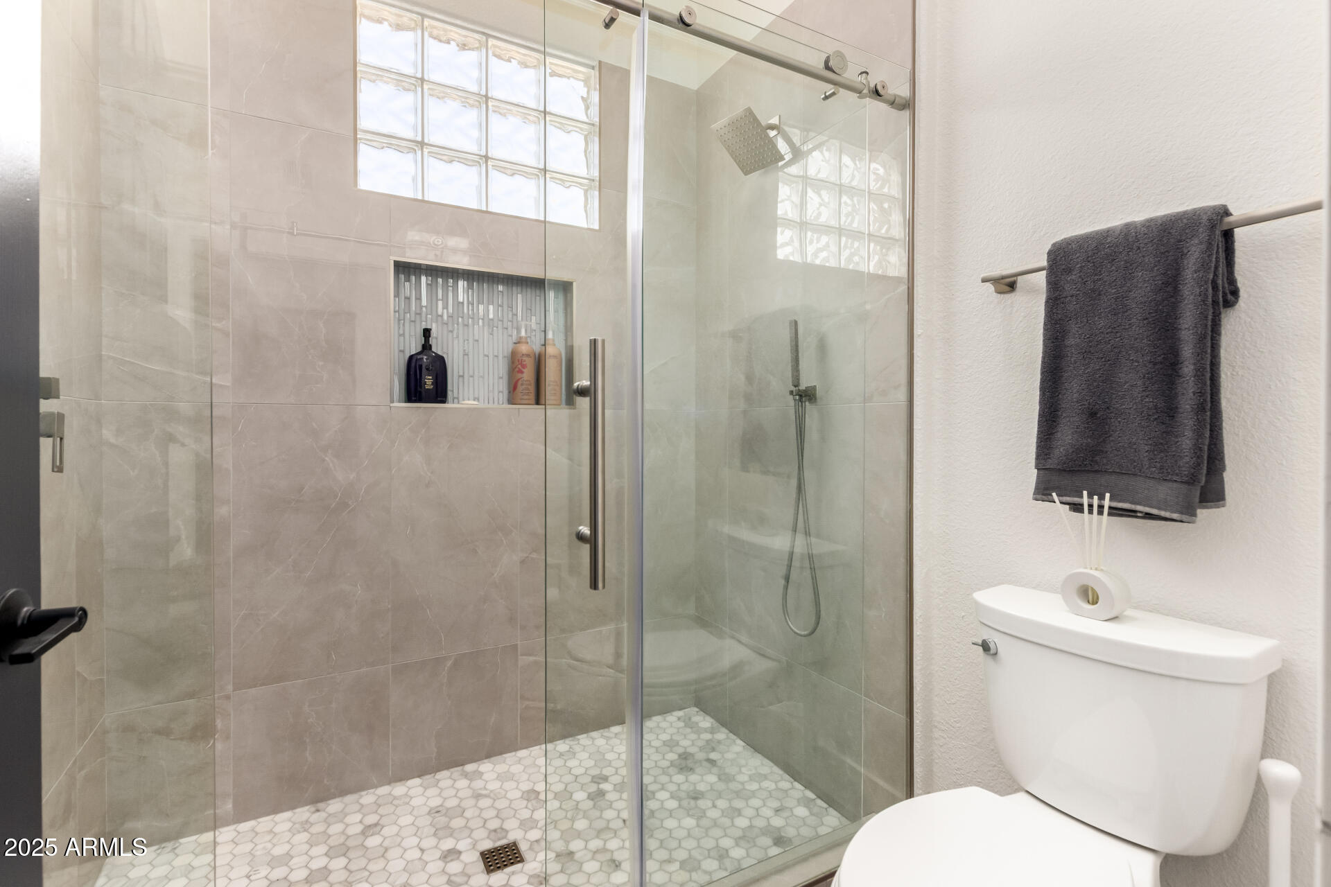 20801 N 90TH Place 253