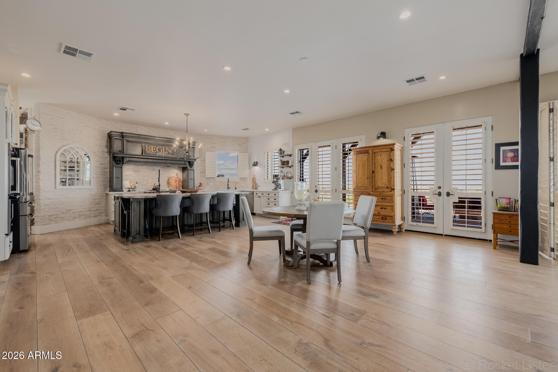 32633 N 137TH Street