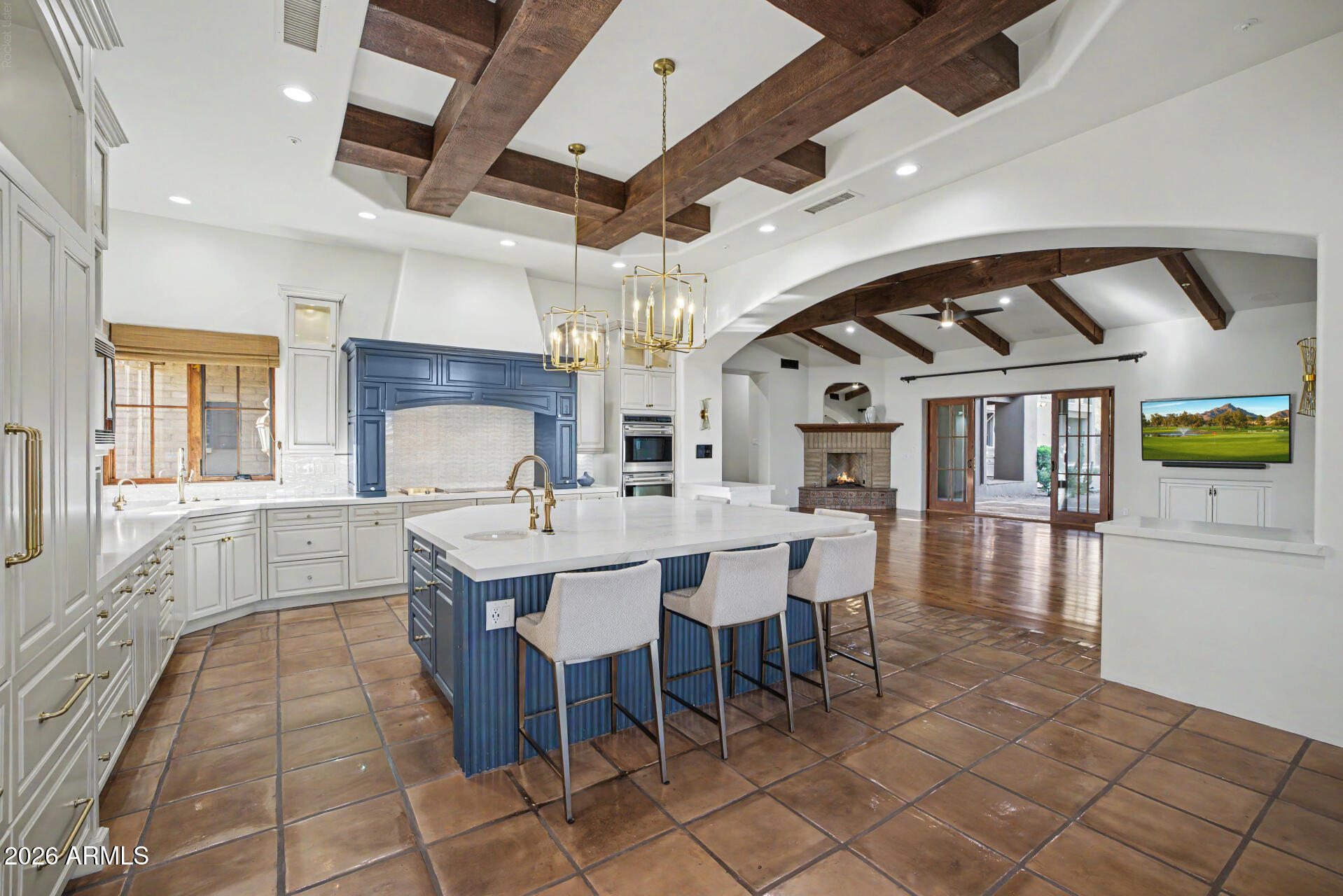 9820 E THOMPSON PEAK Parkway 628