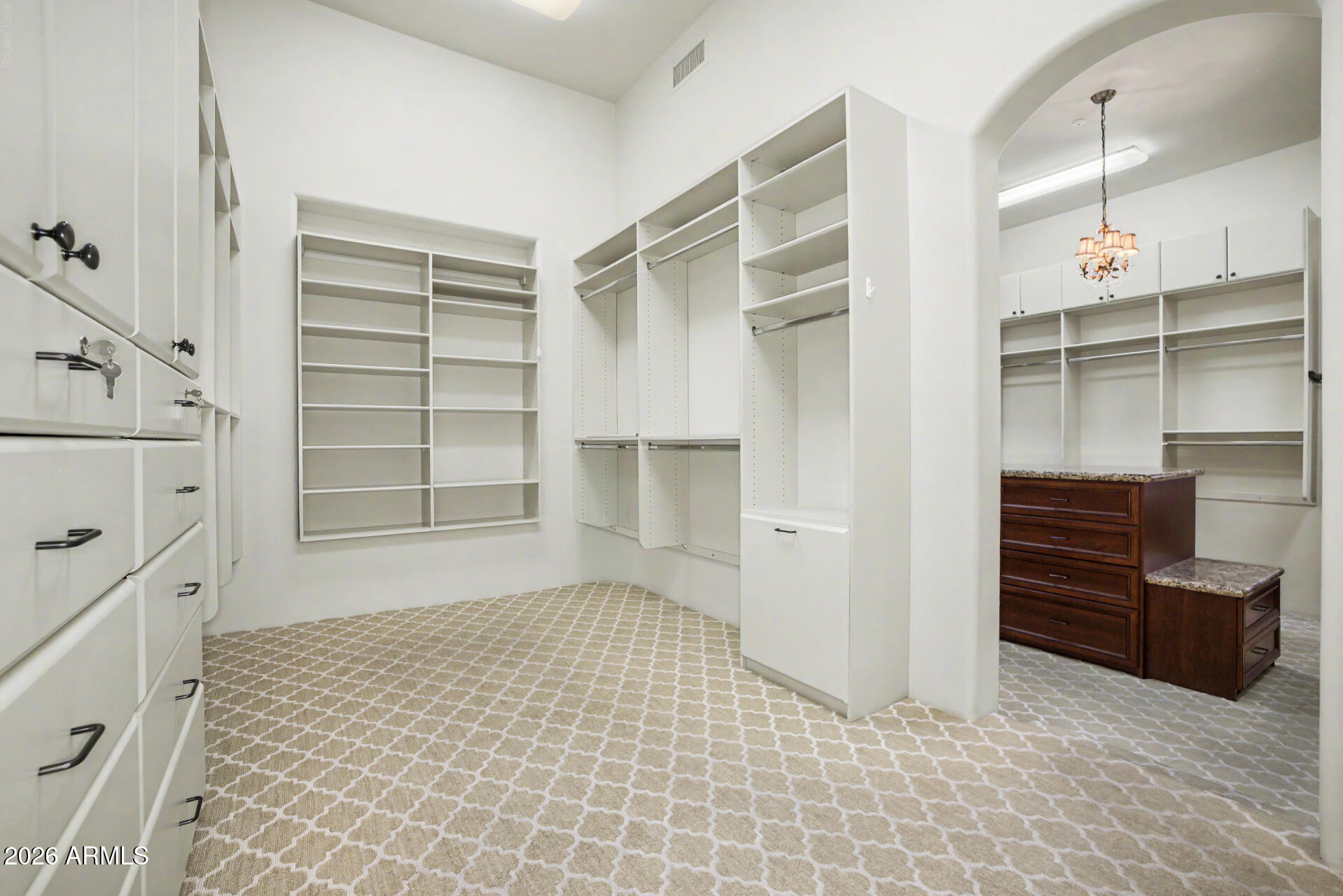 9820 E THOMPSON PEAK Parkway 628