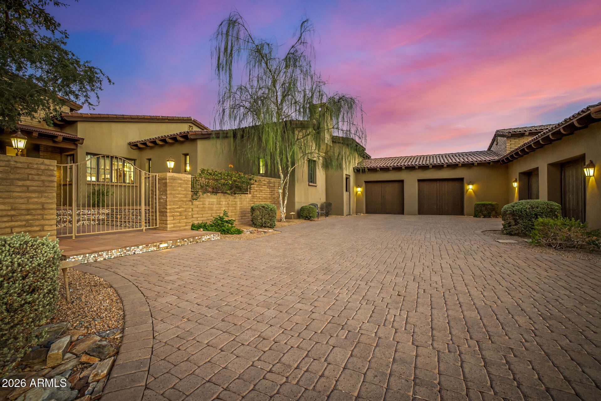 9820 E THOMPSON PEAK Parkway 628