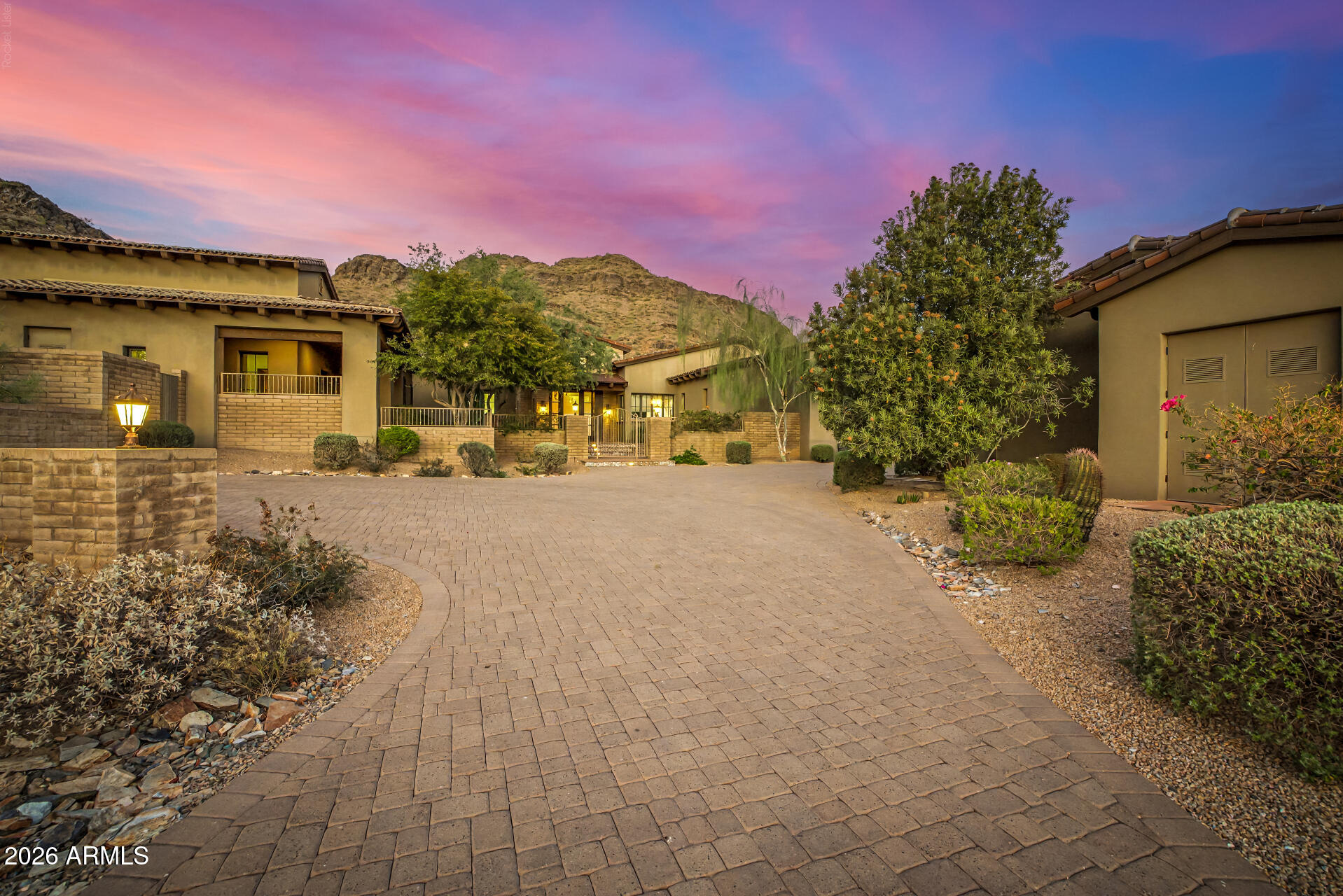 9820 E THOMPSON PEAK Parkway 628